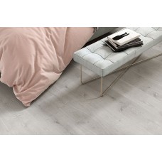 Roble TITANIO 77N Dry Touch 133.1х19.4 Finfloor Eco Original 4MV 33 кл.8 мм (ламінат)